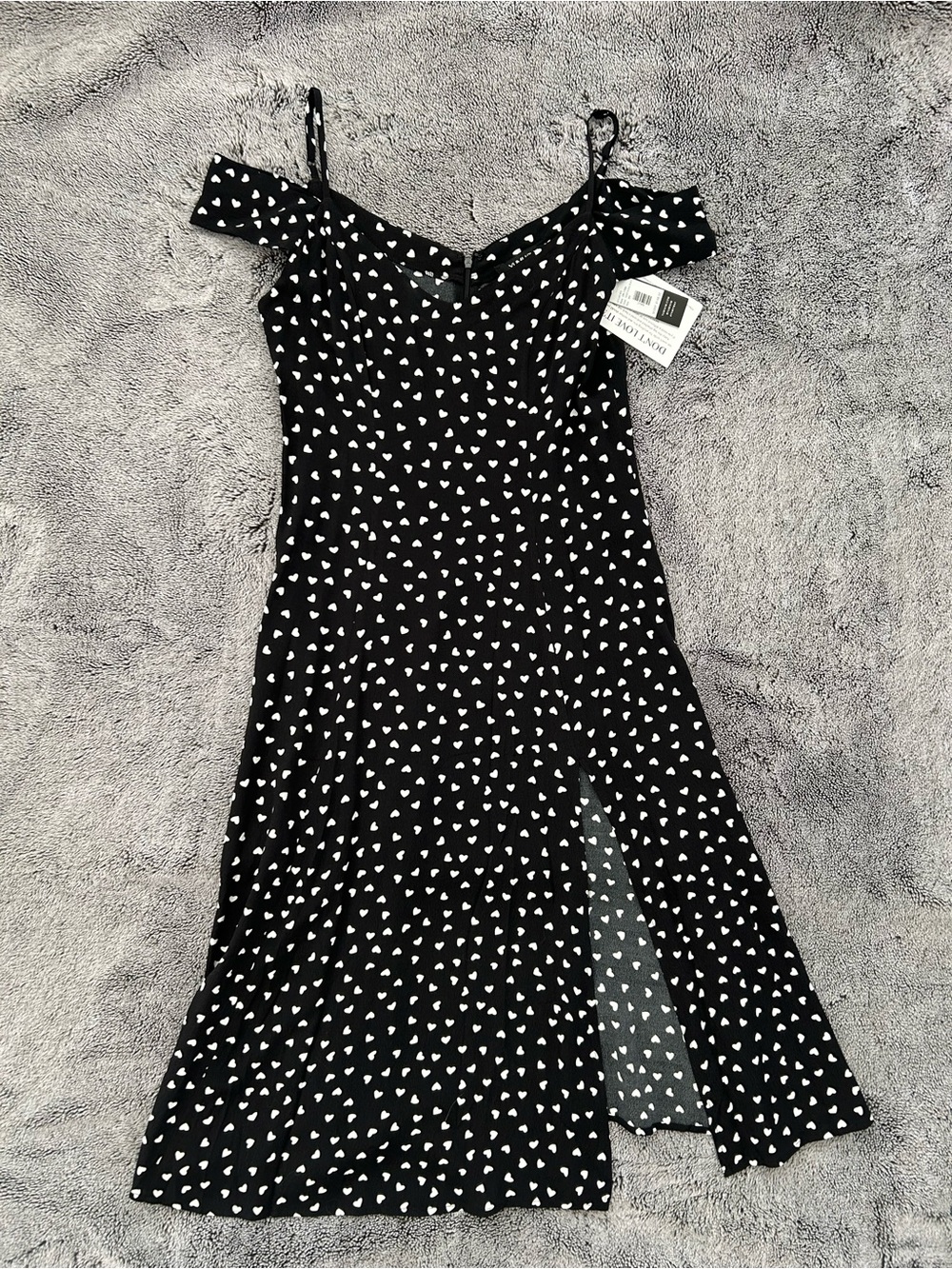 🖤 NWT! Yumi Kim Black Heart Print Off-Shoulder Midi Dress with High Slit